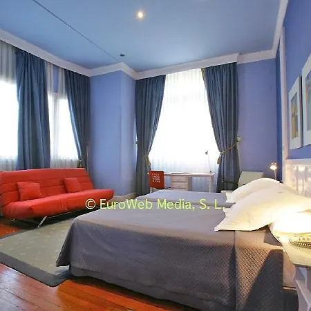 Rosario, Palacete 4*